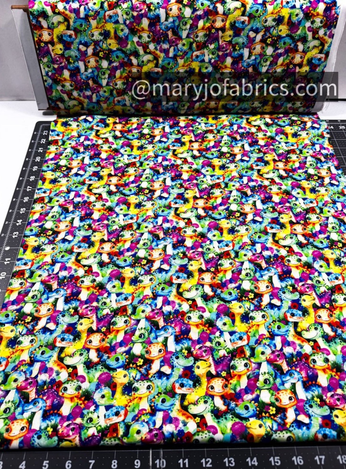 Baby Dino Cotton Fabric 59 - 9021 Cute Dinosaurs - Mary Jo Fabrics