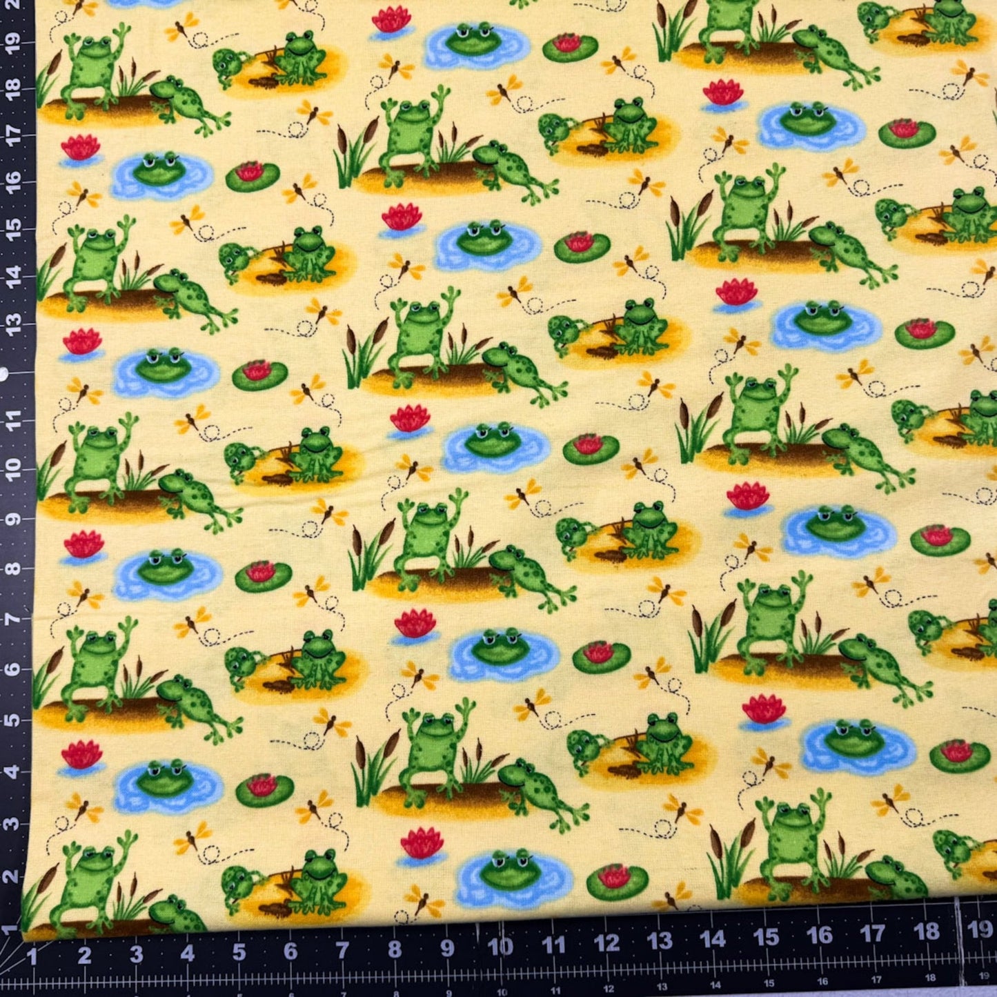 Cool Frog Flannel Fabric 1053 - 44 Frogs and Dragonflies - Mary Jo Fabrics