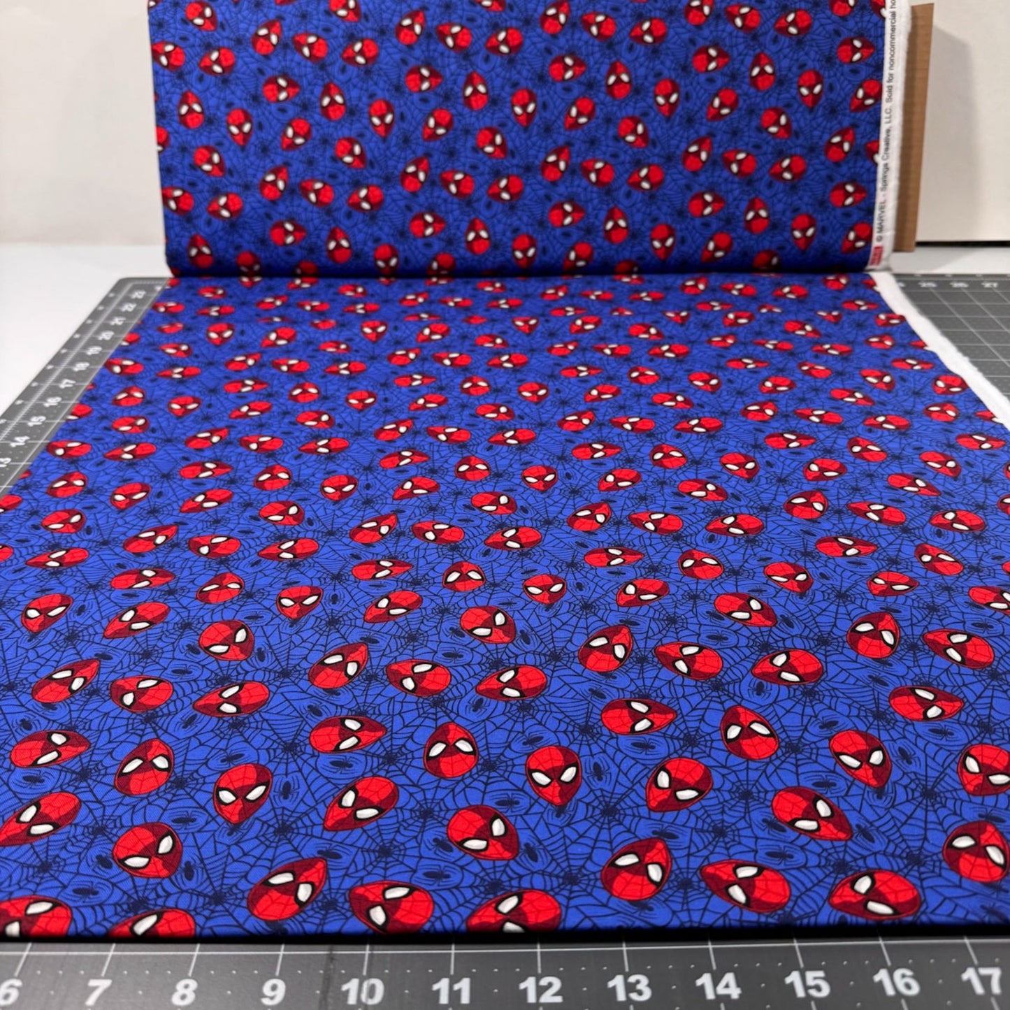 Marvel Spiderman fabric CP80368 Spiderman heads - Mary Jo Fabrics