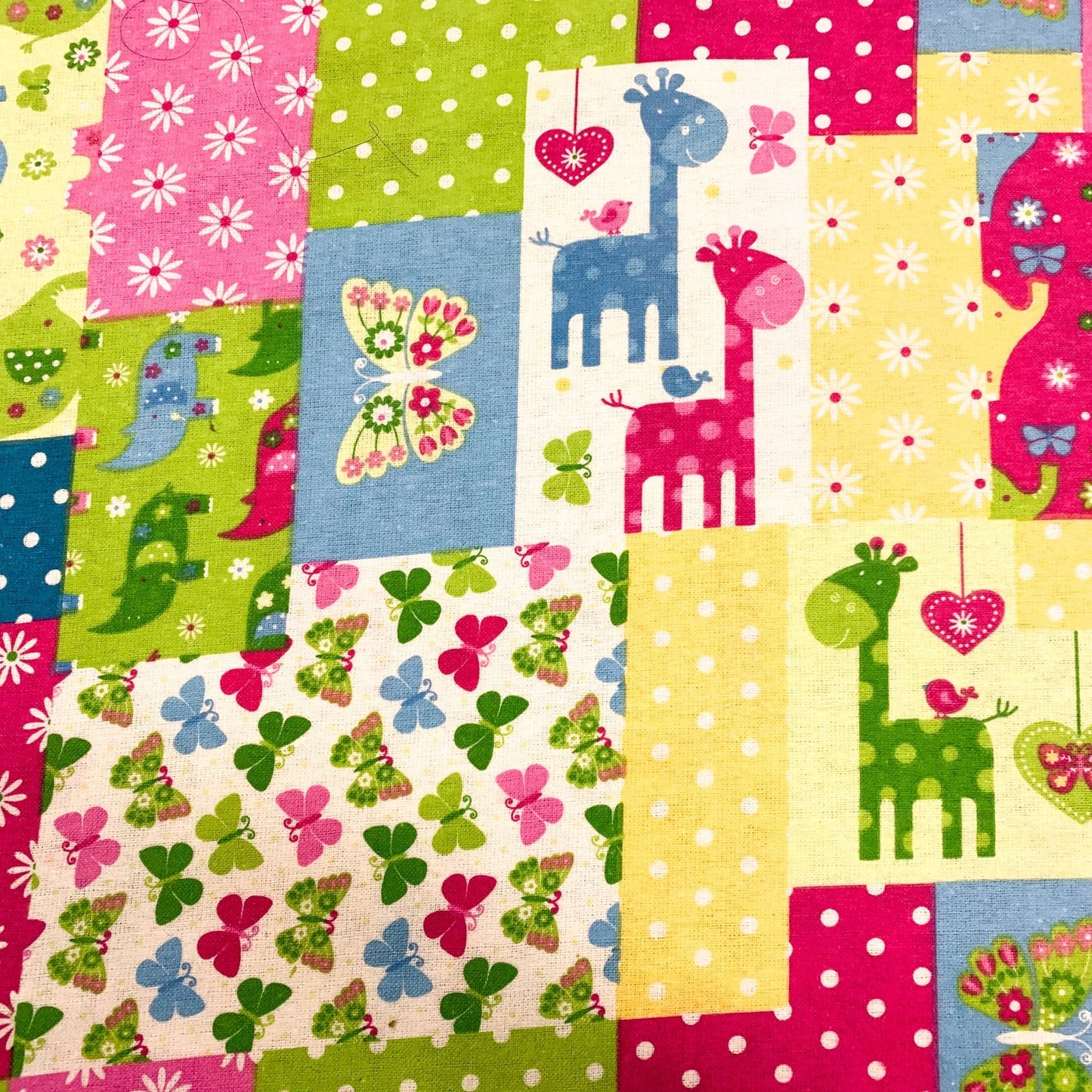 Pastel Patch Baby FLANNEL Fabric 44 - 6281 giraffe flannel - Mary Jo Fabrics