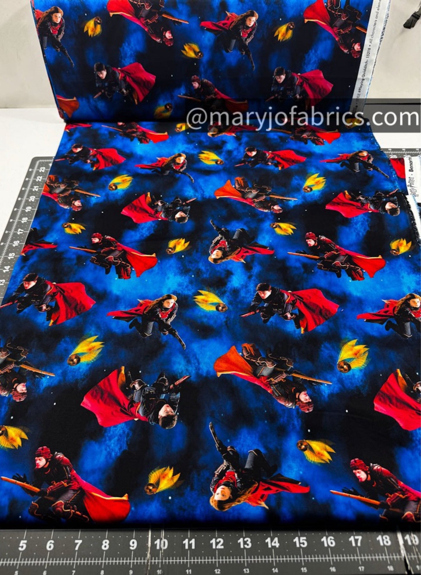 Playing Quidditch Harry Potter Fabric 15218 - 55 - Mary Jo Fabrics