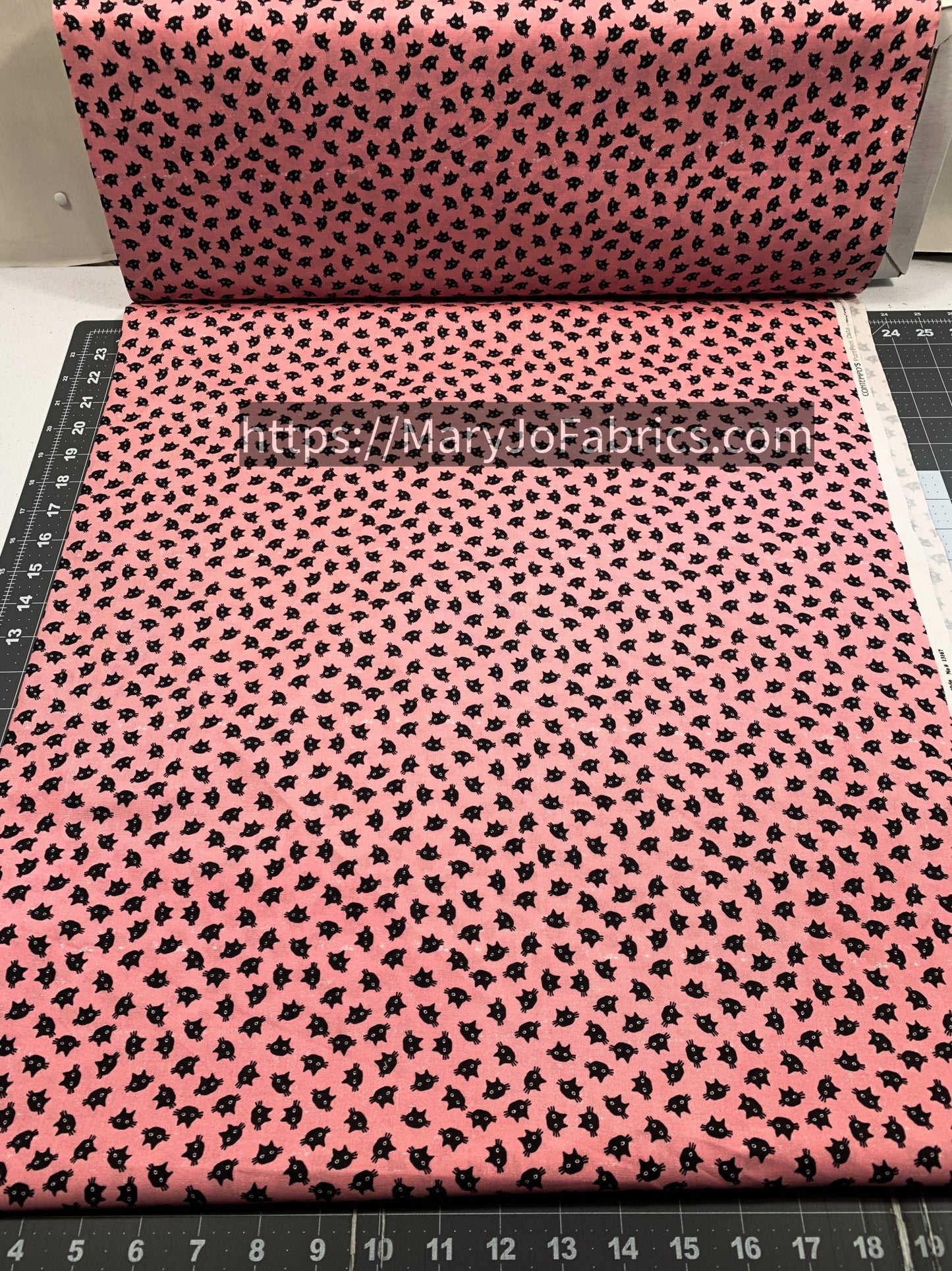 Small Black Cat Cotton Fabric 13167 Cat Face Pink - Mary Jo Fabrics