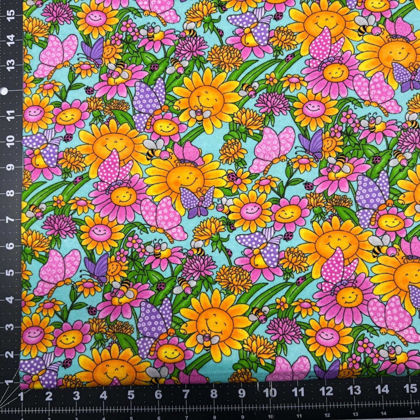 Smiling Daisies and Bees Floral FLANNEL Fabric 1026 - 12 Butterflies too - Mary Jo Fabrics