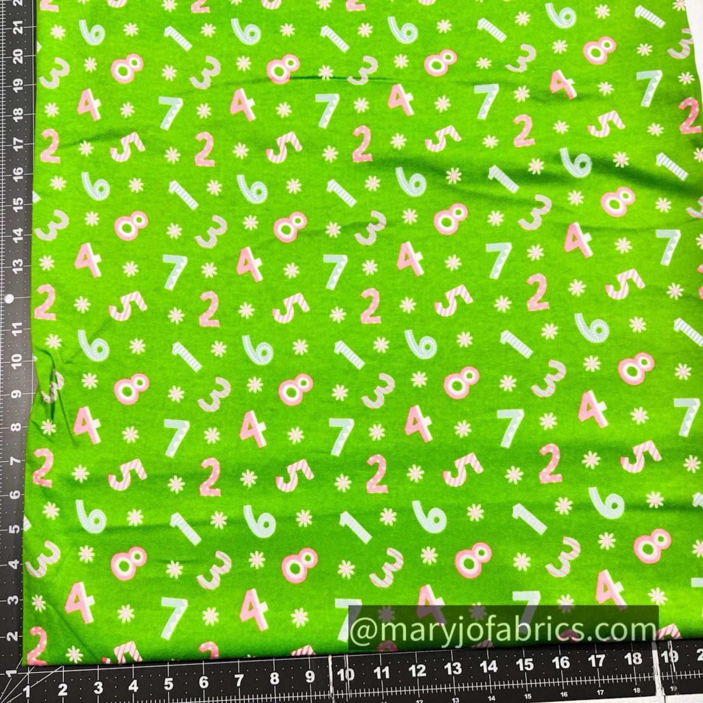 Spring Green Number FLANNEL DX - 1721 - 4F Counting - Mary Jo Fabrics