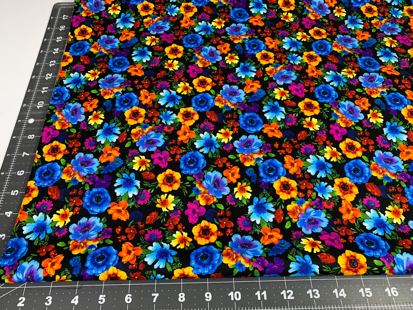 Black Fleur Floral Fabric C8415 bright flower cotton fabric