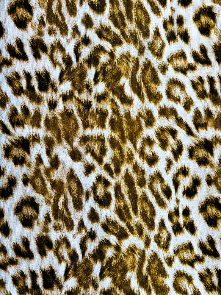 Cream leopard fabric 18008 animal print
