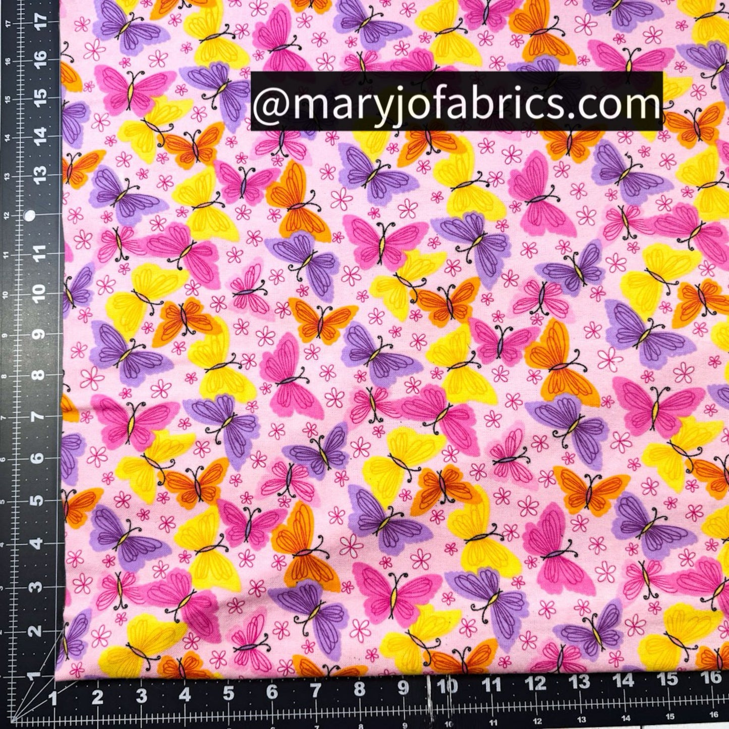Pink Butterfly FLANNEL 0986-22 Butterflies