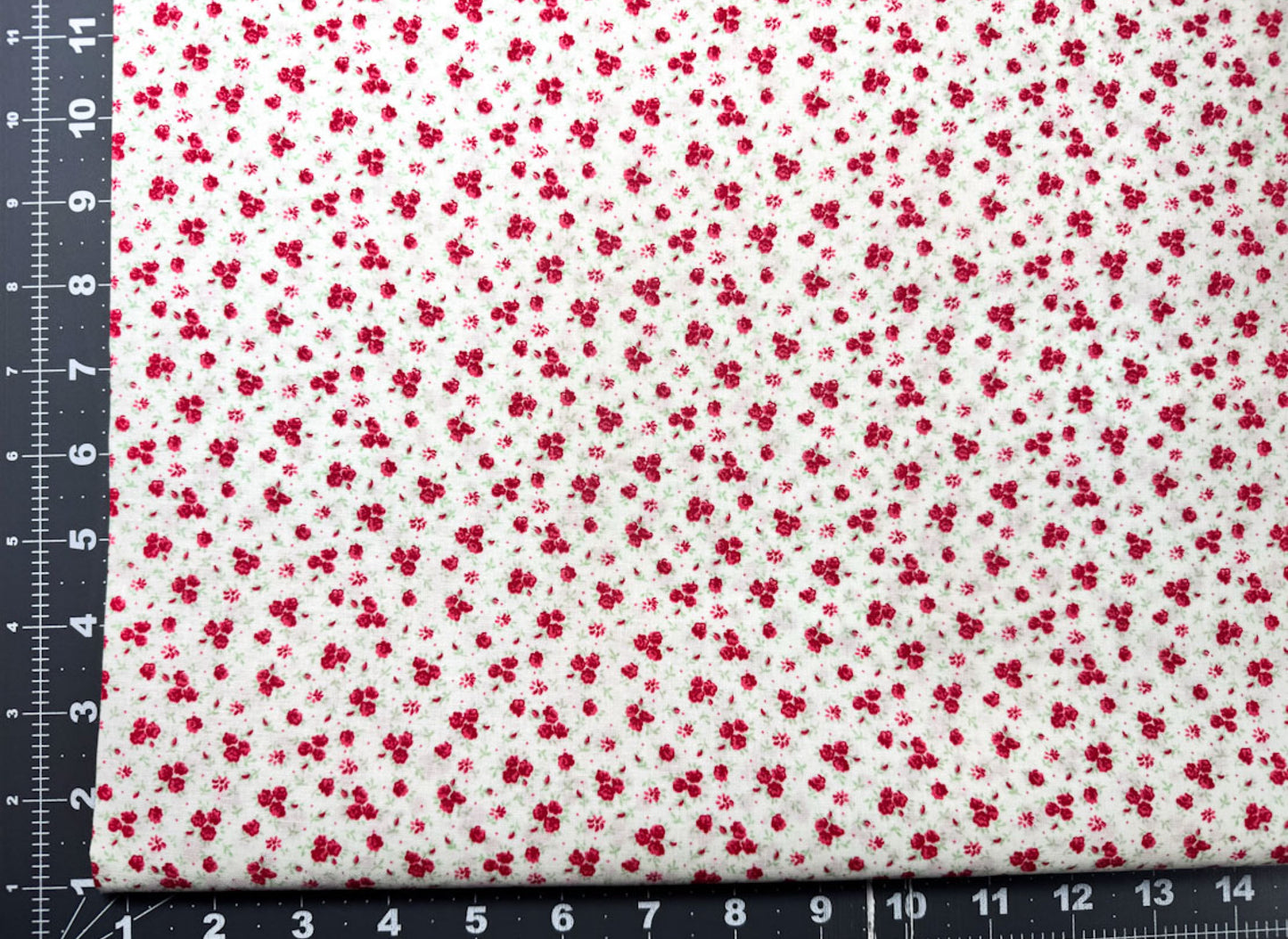 Wild Flower Fabric 45584 Red and Pink Floral
