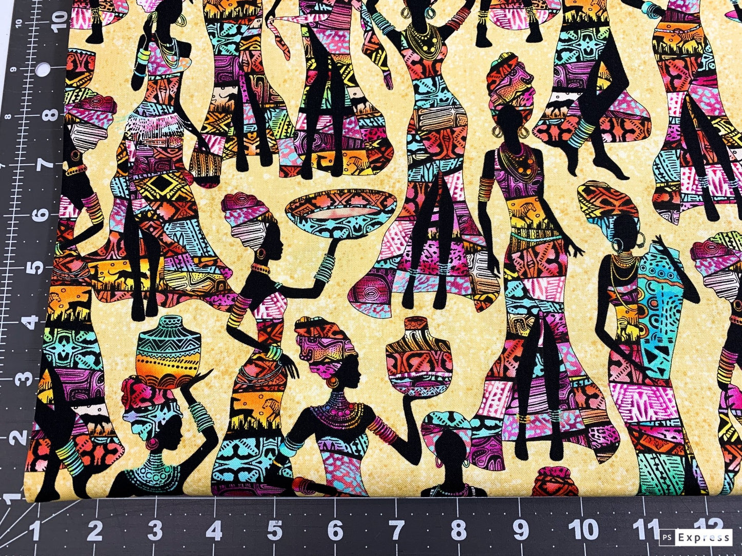 African Women fabric C7420 African ladies - Mary Jo Fabrics