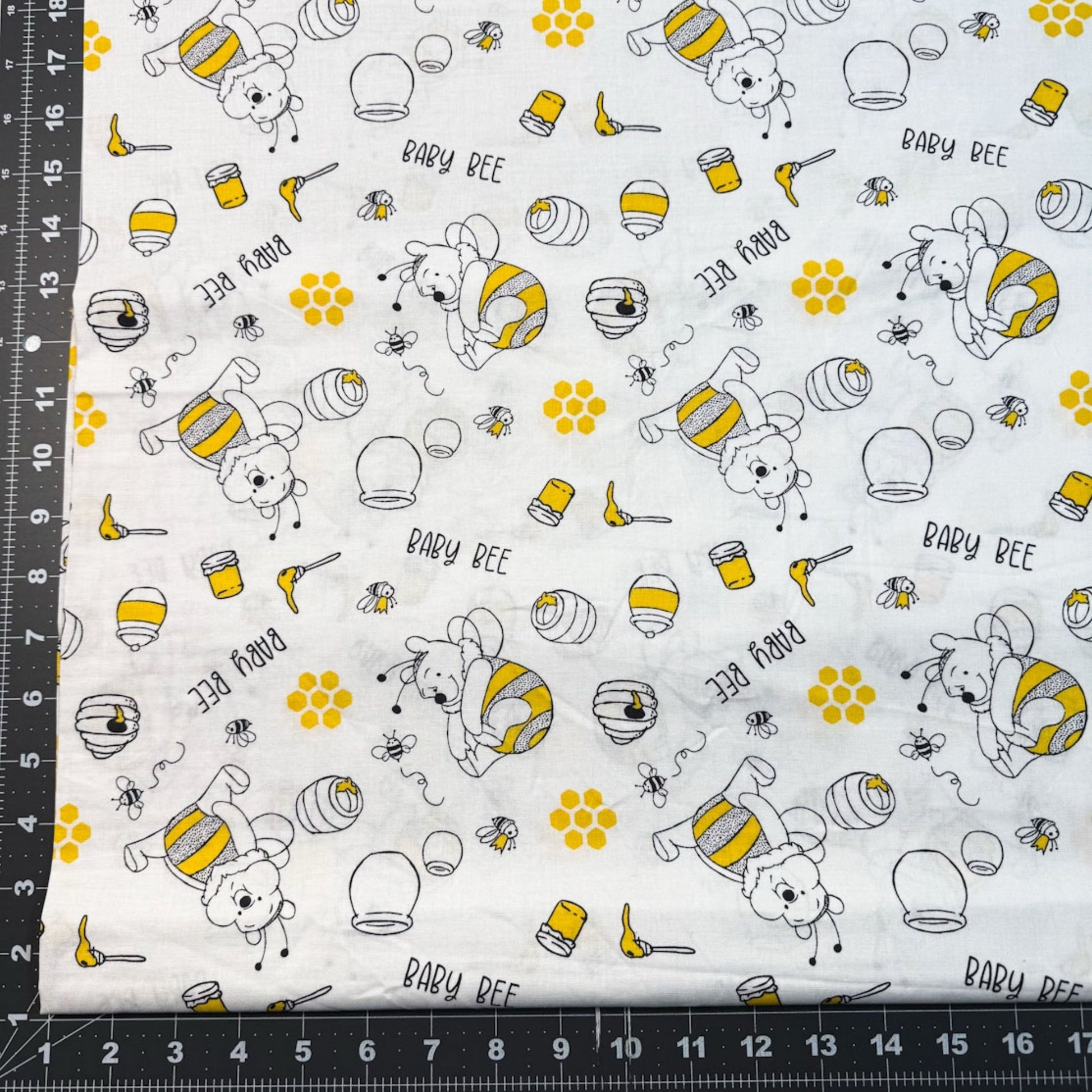 Baby Bee Winnie the Pooh Fabric 80134 - Mary Jo Fabrics