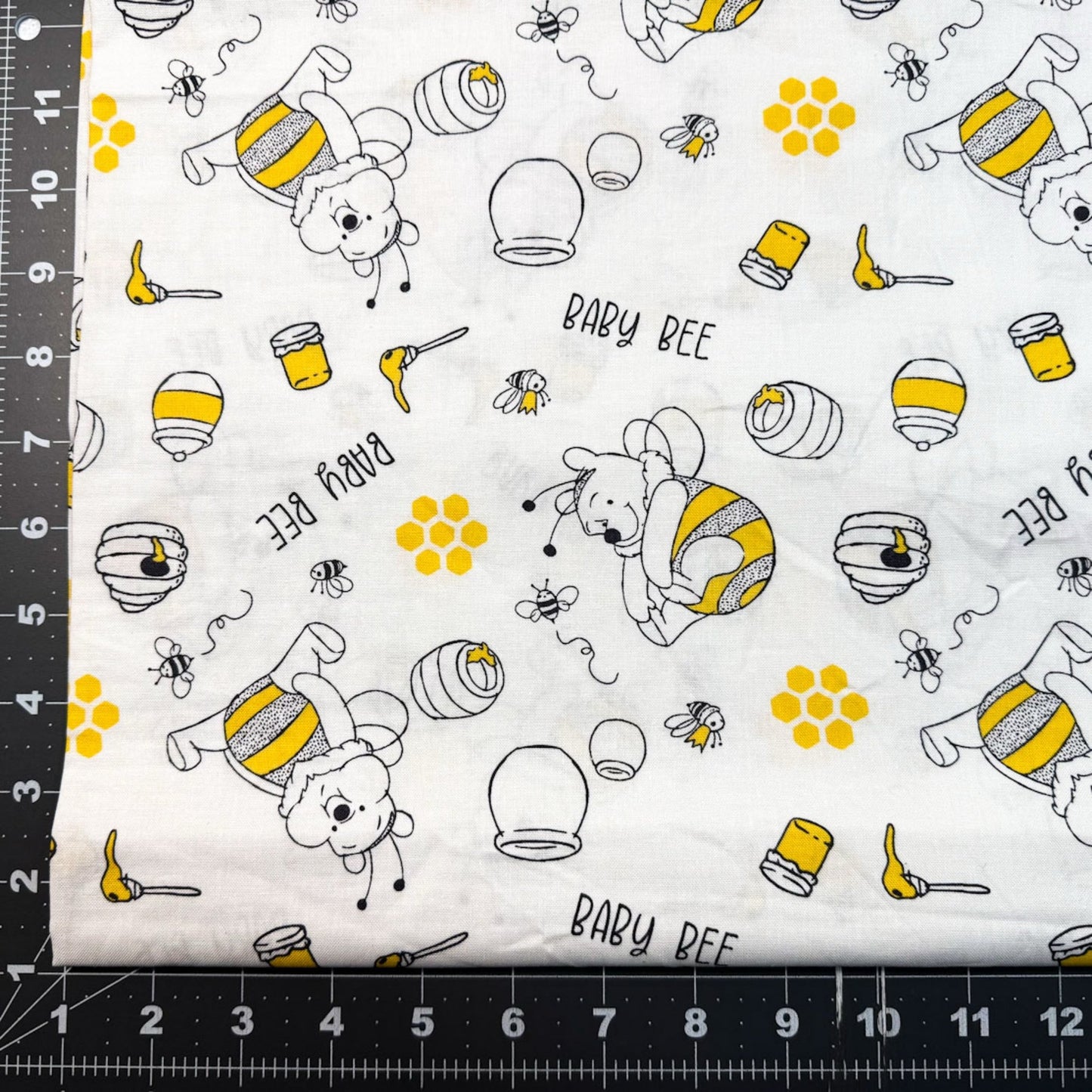 Baby Bee Winnie the Pooh Fabric 80134 - Mary Jo Fabrics