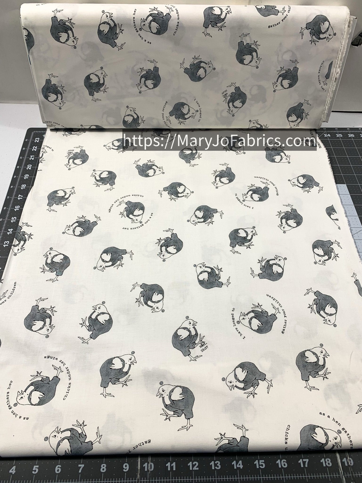 Baby Chick Cotton Fabric 26469 Cute chickens - Mary Jo Fabrics