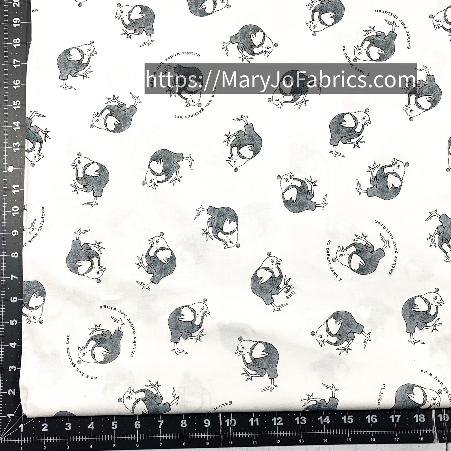 Baby Chick Cotton Fabric 26469 Cute chickens - Mary Jo Fabrics