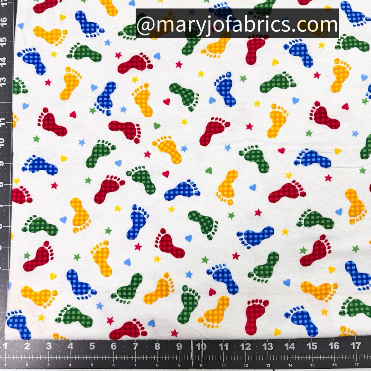 Baby Footprint FLANNEL 9307 - 78 Feet Prints - Mary Jo Fabrics