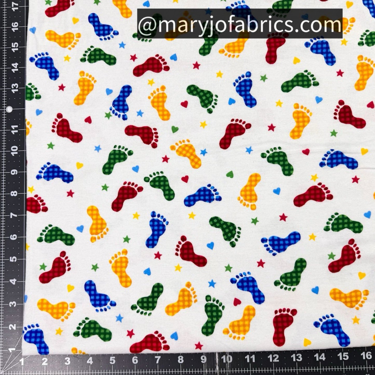 Baby Footprint FLANNEL 9307 - 78 Feet Prints - Mary Jo Fabrics