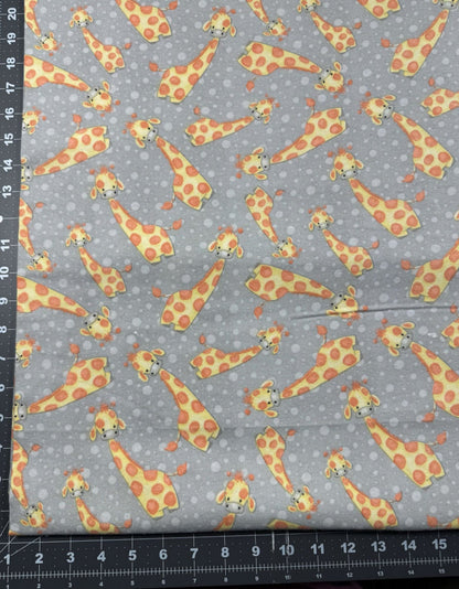 Baby Giraffe Cotton FLANNEL 0958 - 90 Cute Giraffes - Mary Jo Fabrics