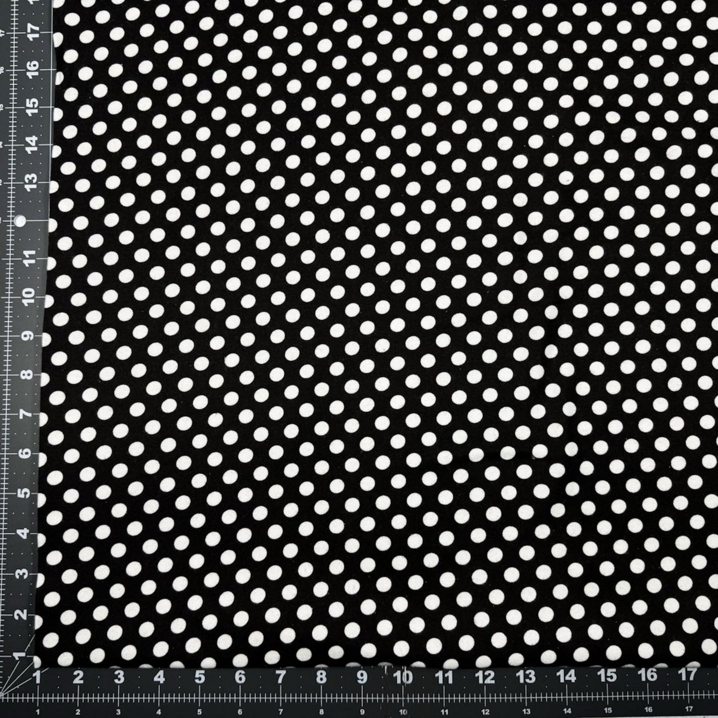 Black and White Polka Dot Cotton Flannel 44 - 6355 Dots Flannel - Mary Jo Fabrics