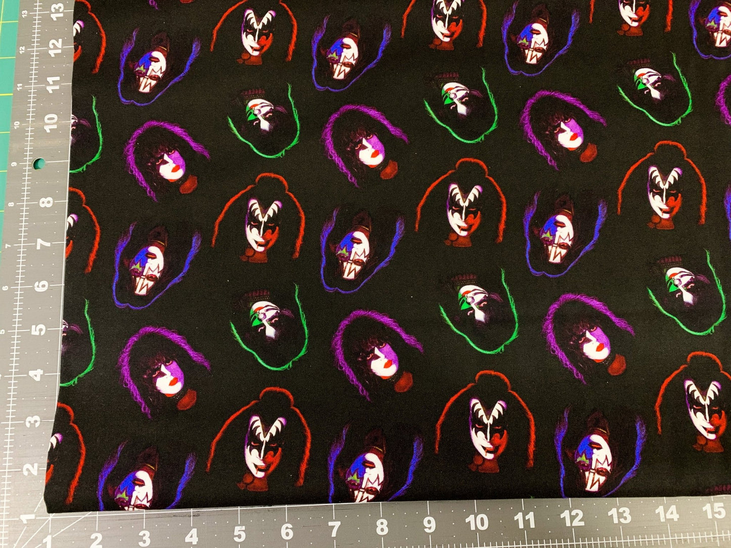 Black Kiss band fabric 71068 Rock band Kissed - Mary Jo Fabrics