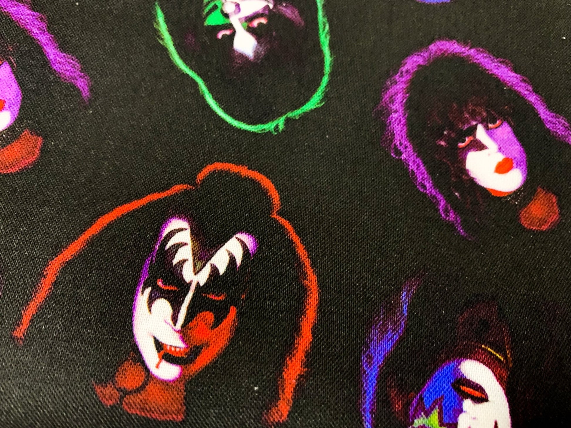 Black Kiss band fabric 71068 Rock band Kissed - Mary Jo Fabrics