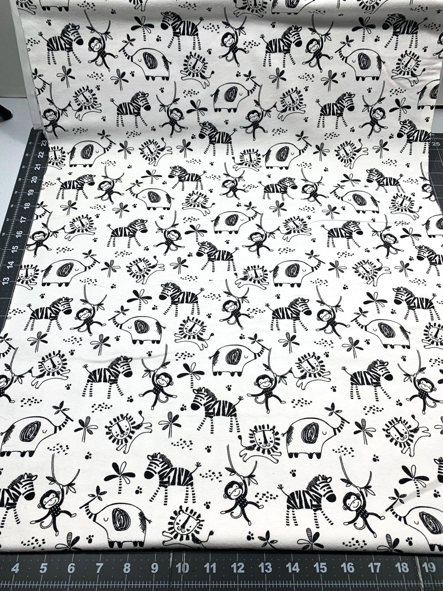 Black White Safari FLANNEL 15794 Animal Flannel - Mary Jo Fabrics