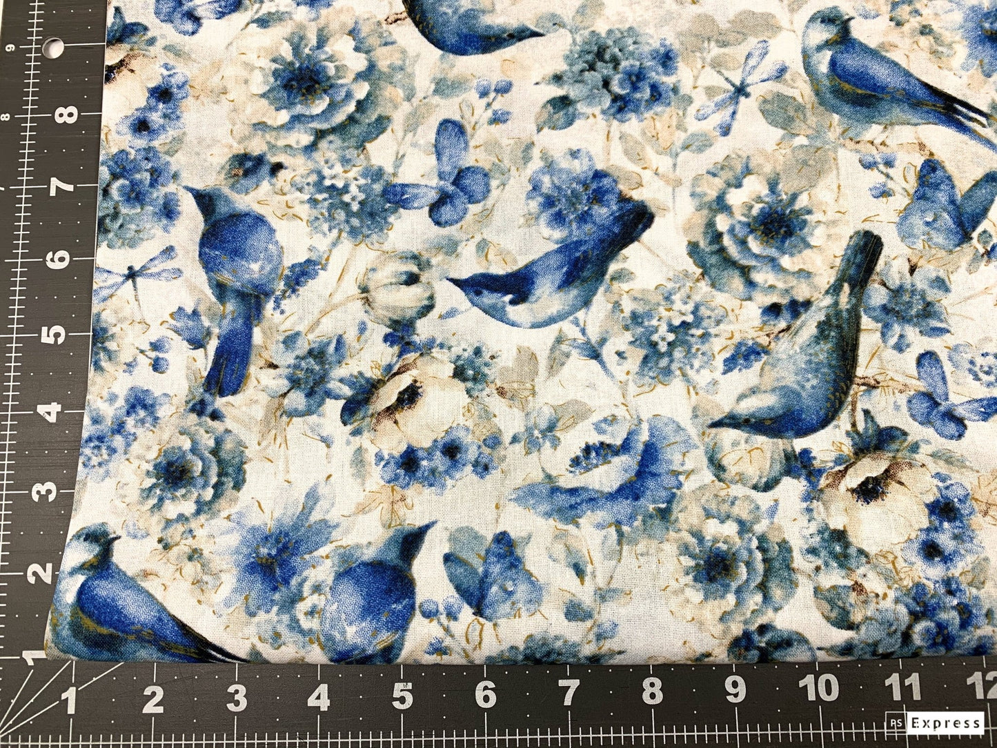 Blue birds cotton fabric LA - 0002 - 7C Blue Bird floral fabric - Mary Jo Fabrics