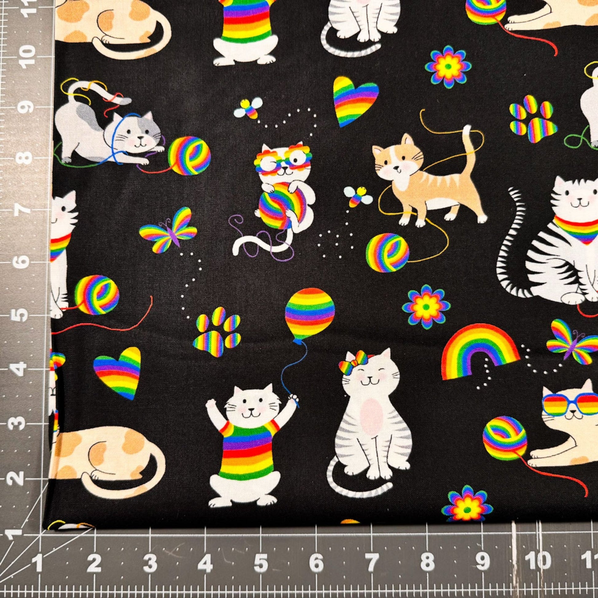 Bow Wow Meow Cat Fabric FLBWM D25 Z Kitten - Mary Jo Fabrics
