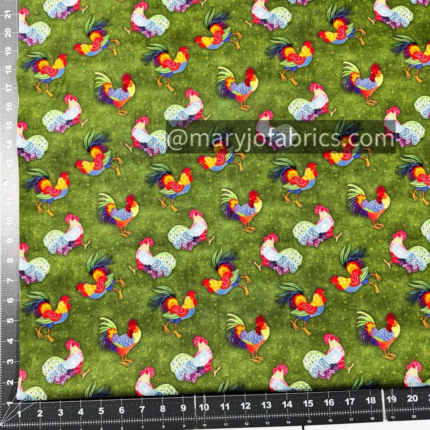 Calico Red Rooster Fabric 2035 - 0591 Green Chicken - Mary Jo Fabrics
