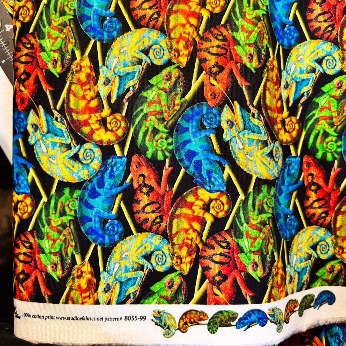 Chameleon Lizard Fabric 8055 90 Magical Cotton Material - Mary Jo Fabrics