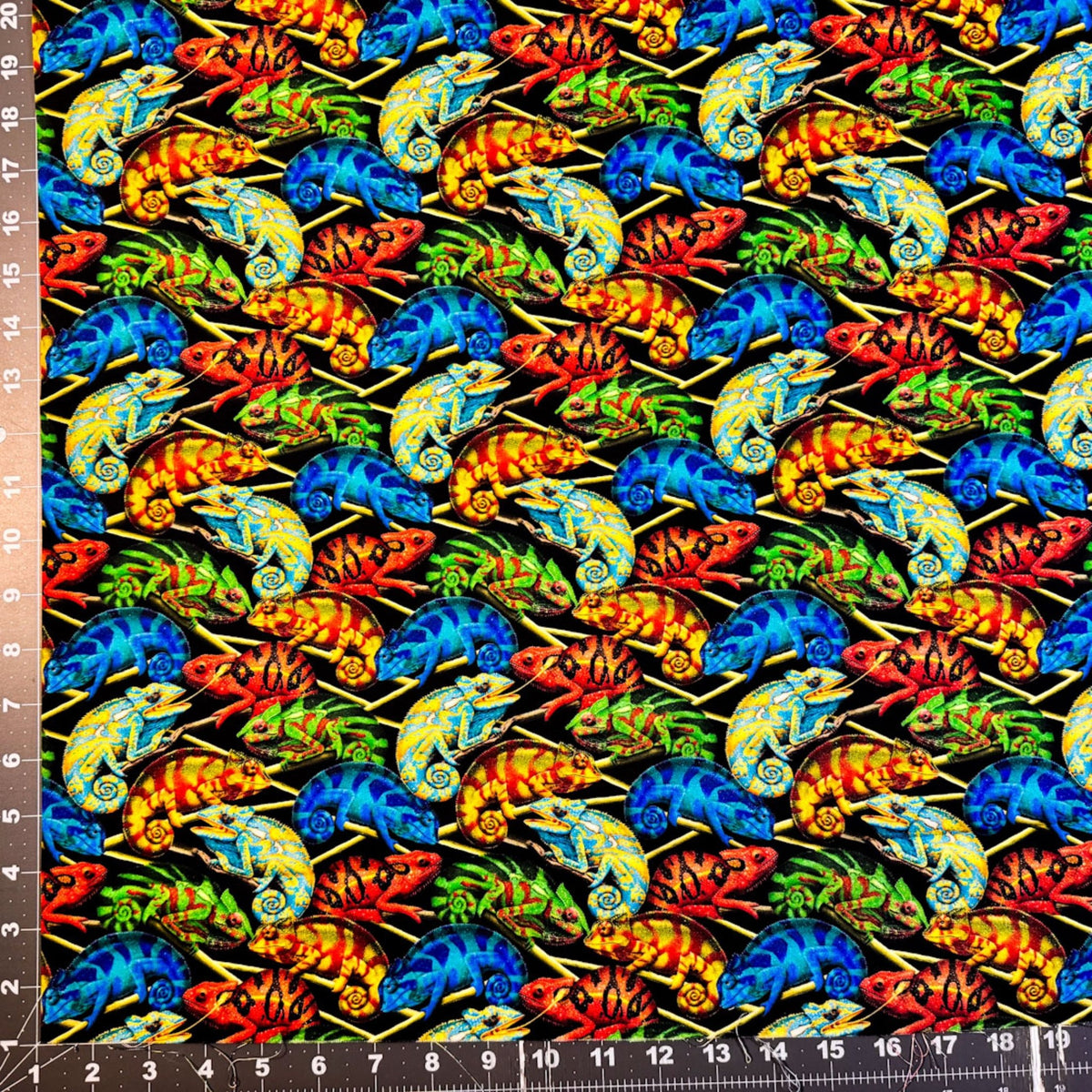 Chameleon Lizard Fabric 8055 90 Magical Cotton Material - Mary Jo Fabrics
