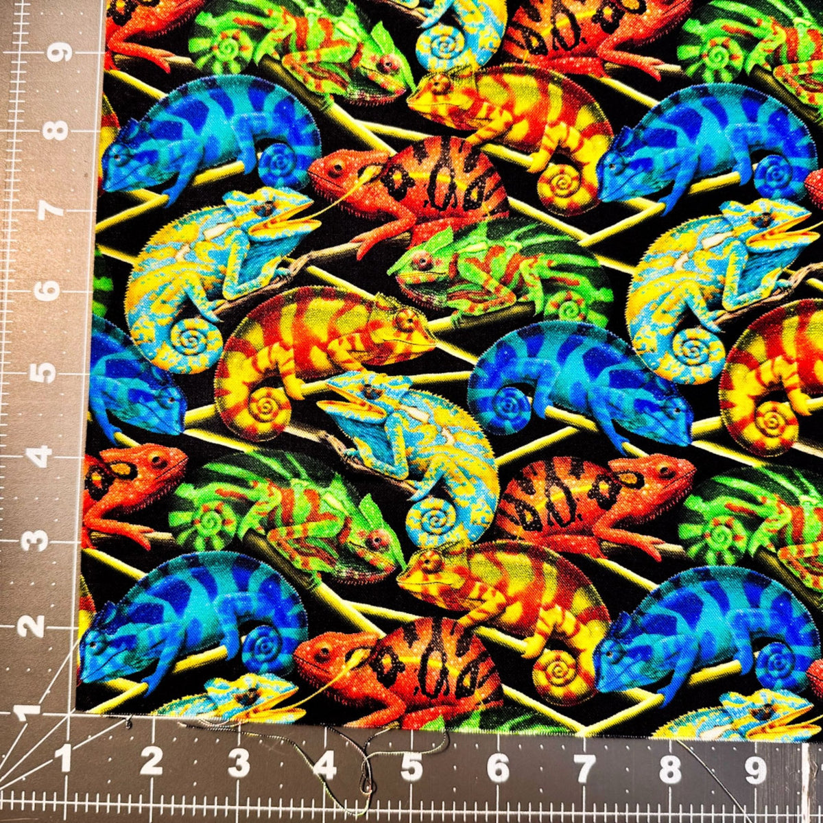 Chameleon Lizard Fabric 8055 90 Magical Cotton Material - Mary Jo Fabrics
