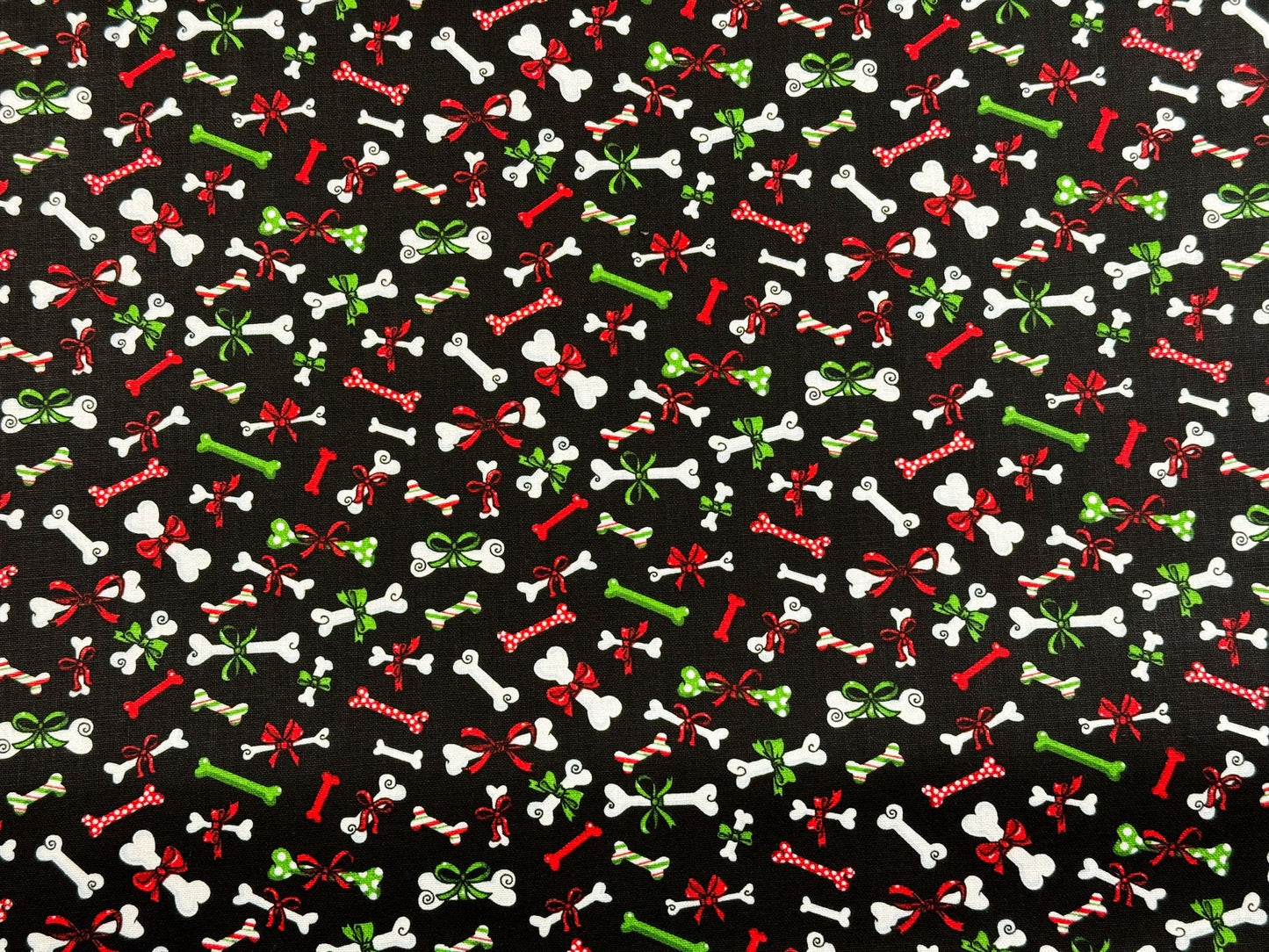 Christmas dog bone fabric dog bones cotton fabric - Mary Jo Fabrics