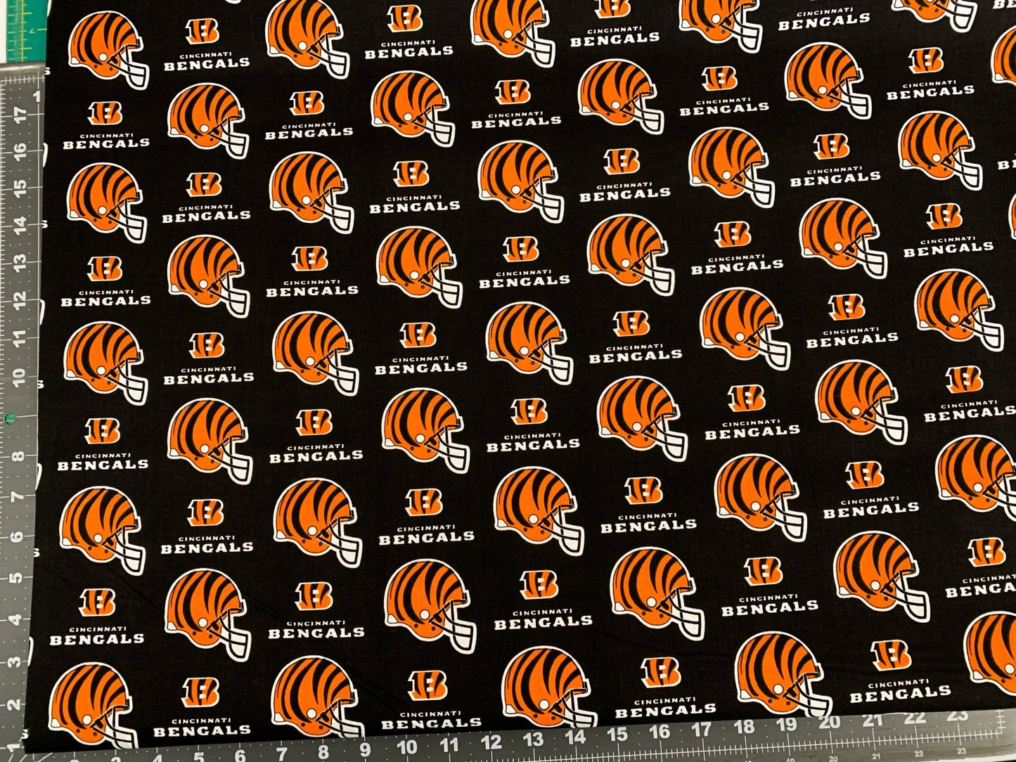 Cincinnati Bengals fabric 6229 D NFL Cotton fabric - Mary Jo Fabrics