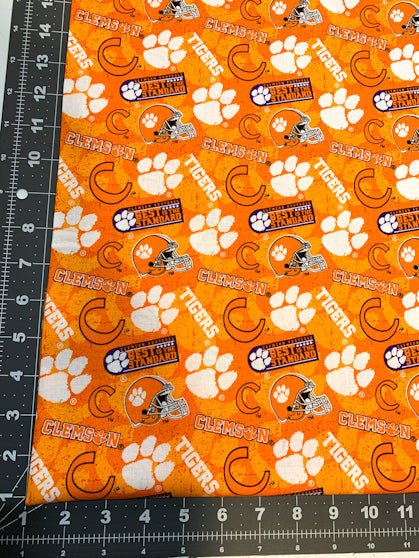 Clemson fabric Clem1178 Clemson Tigers cotton fabric - Mary Jo Fabrics