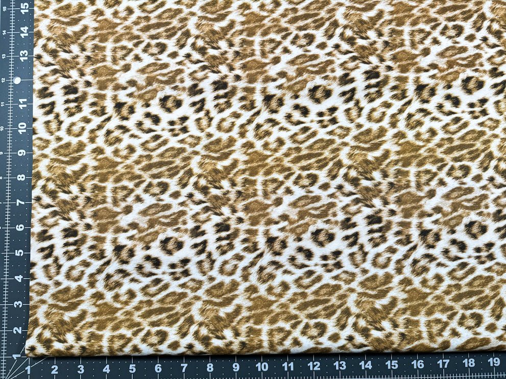 Cream leopard fabric 18008 animal print - Mary Jo Fabrics