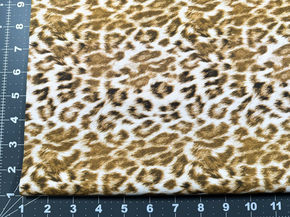 Cream leopard fabric 18008 animal print - Mary Jo Fabrics