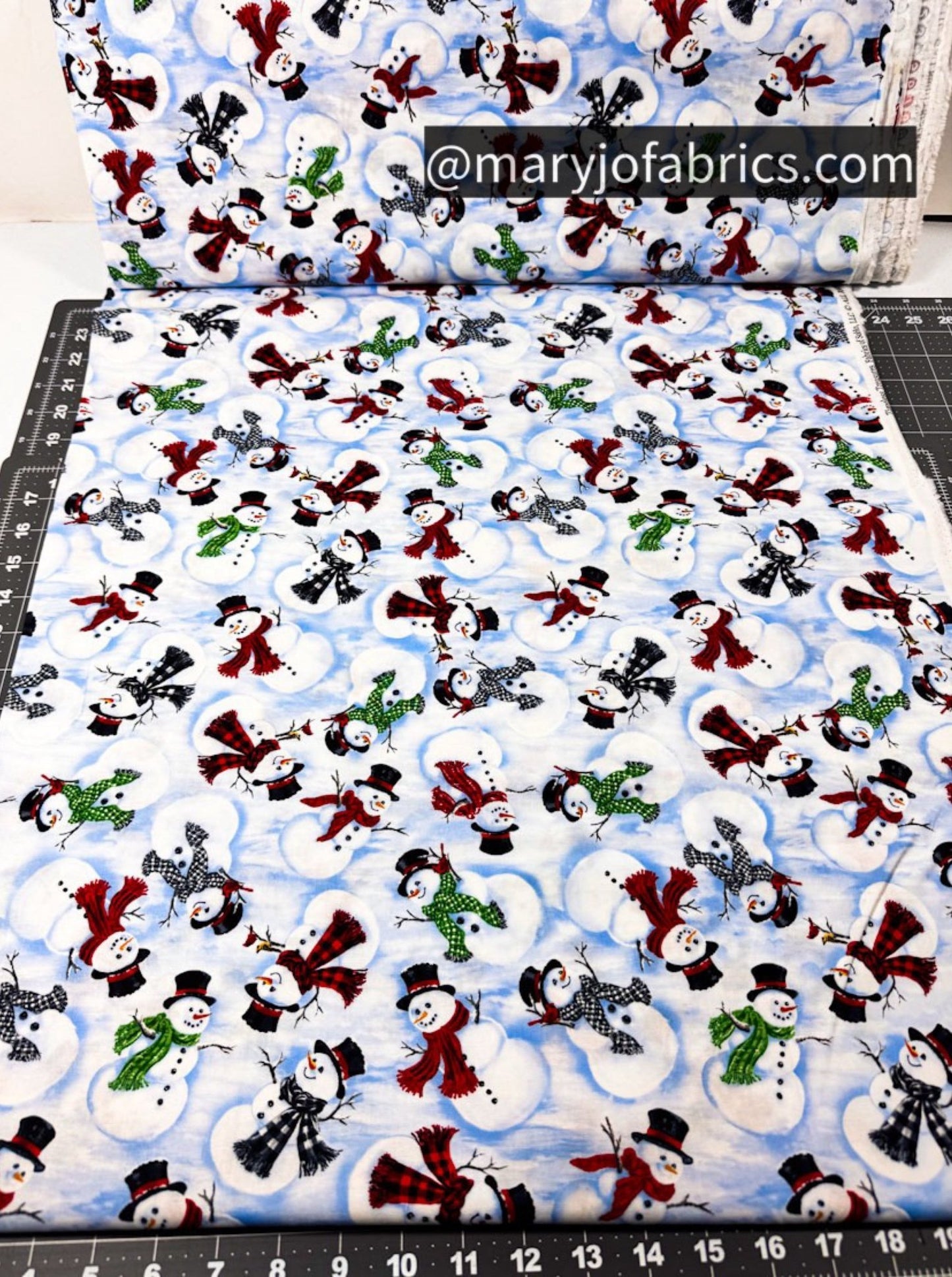Cute Snowman Fabric C8993 Snowy Day Christmas - Mary Jo Fabrics