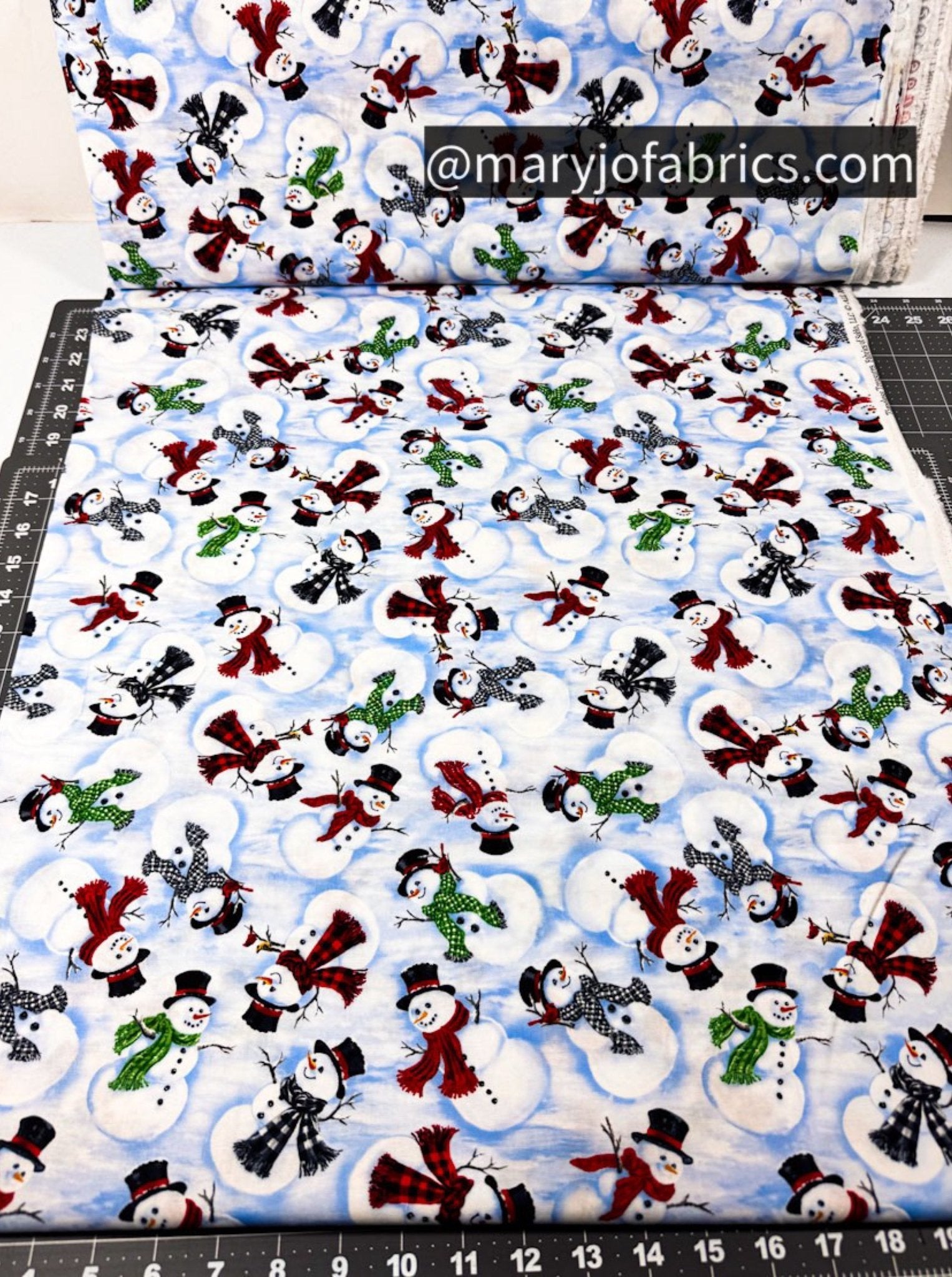 Cute Snowman Fabric C8993 Snowy Day Christmas - Mary Jo Fabrics