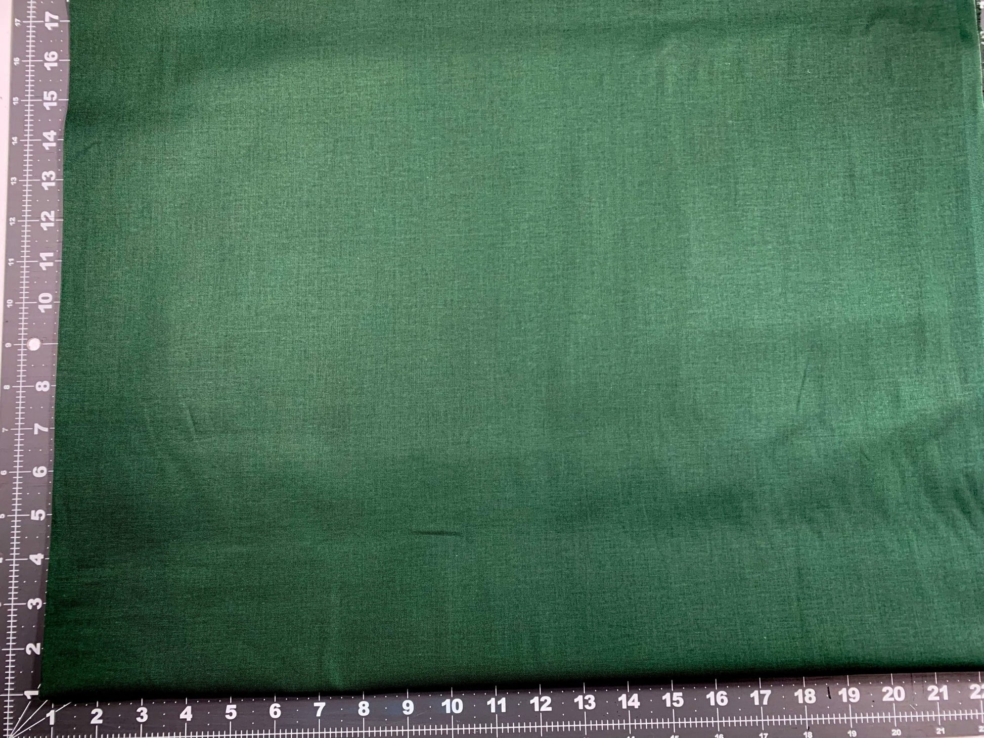 Dark Green Solid cotton fabric - Mary Jo Fabrics