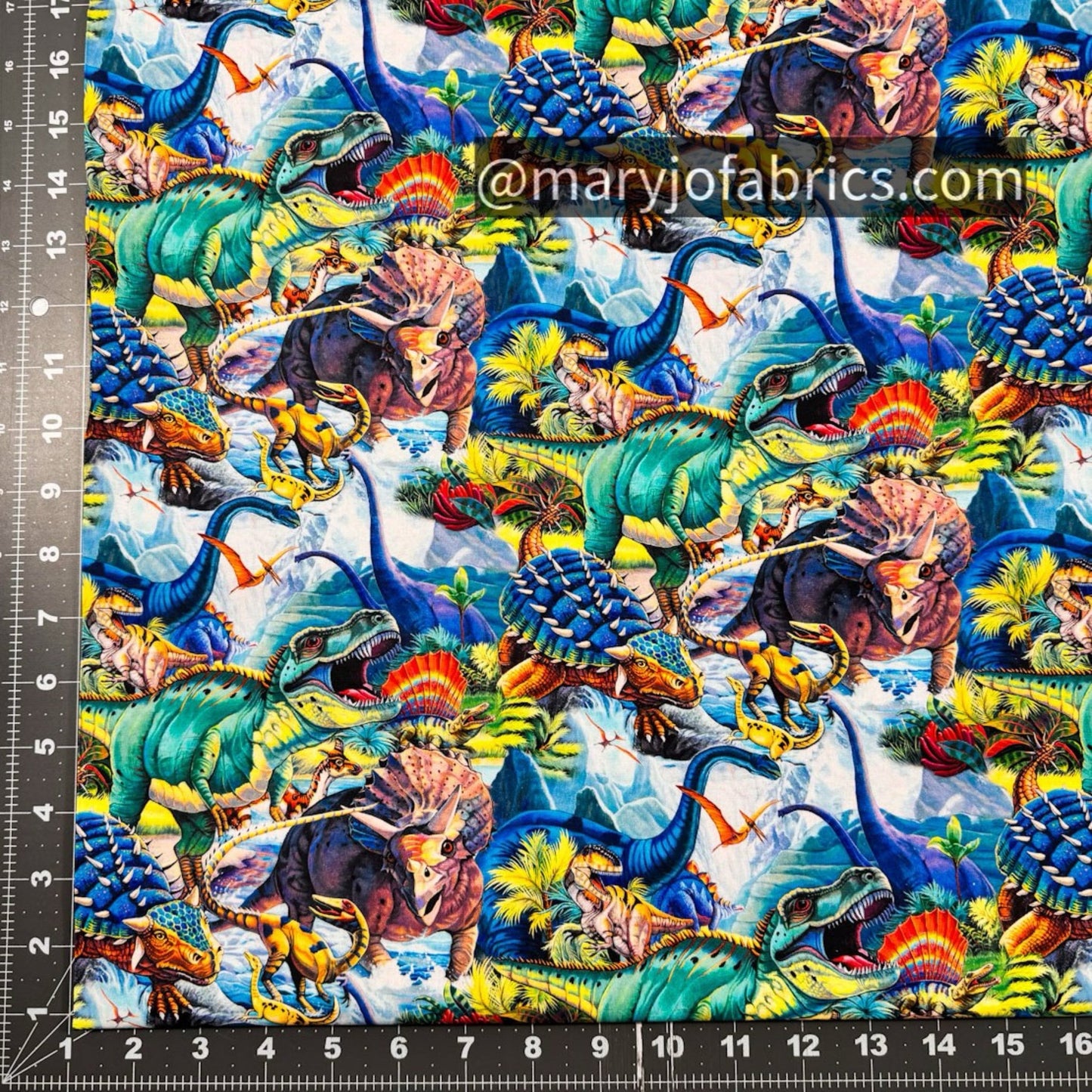 Dinosaur fabric 3763 Jurassic dinosaurs cotton fabric - Mary Jo Fabrics