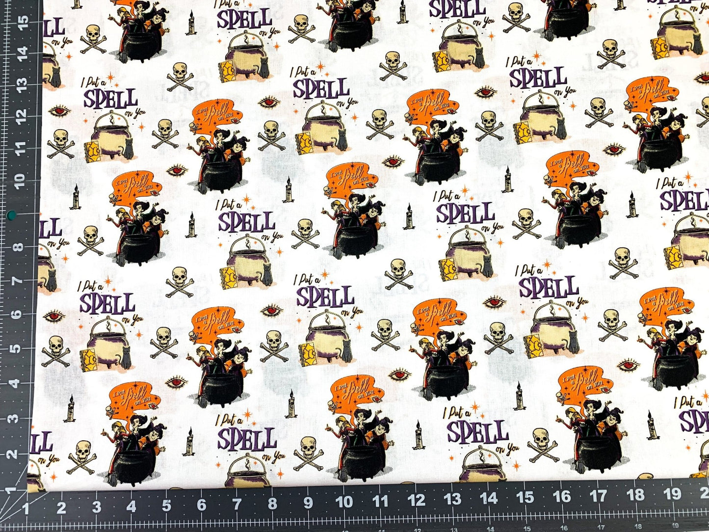 Disney Hocus Pocus fabric I put a spell on you - Mary Jo Fabrics