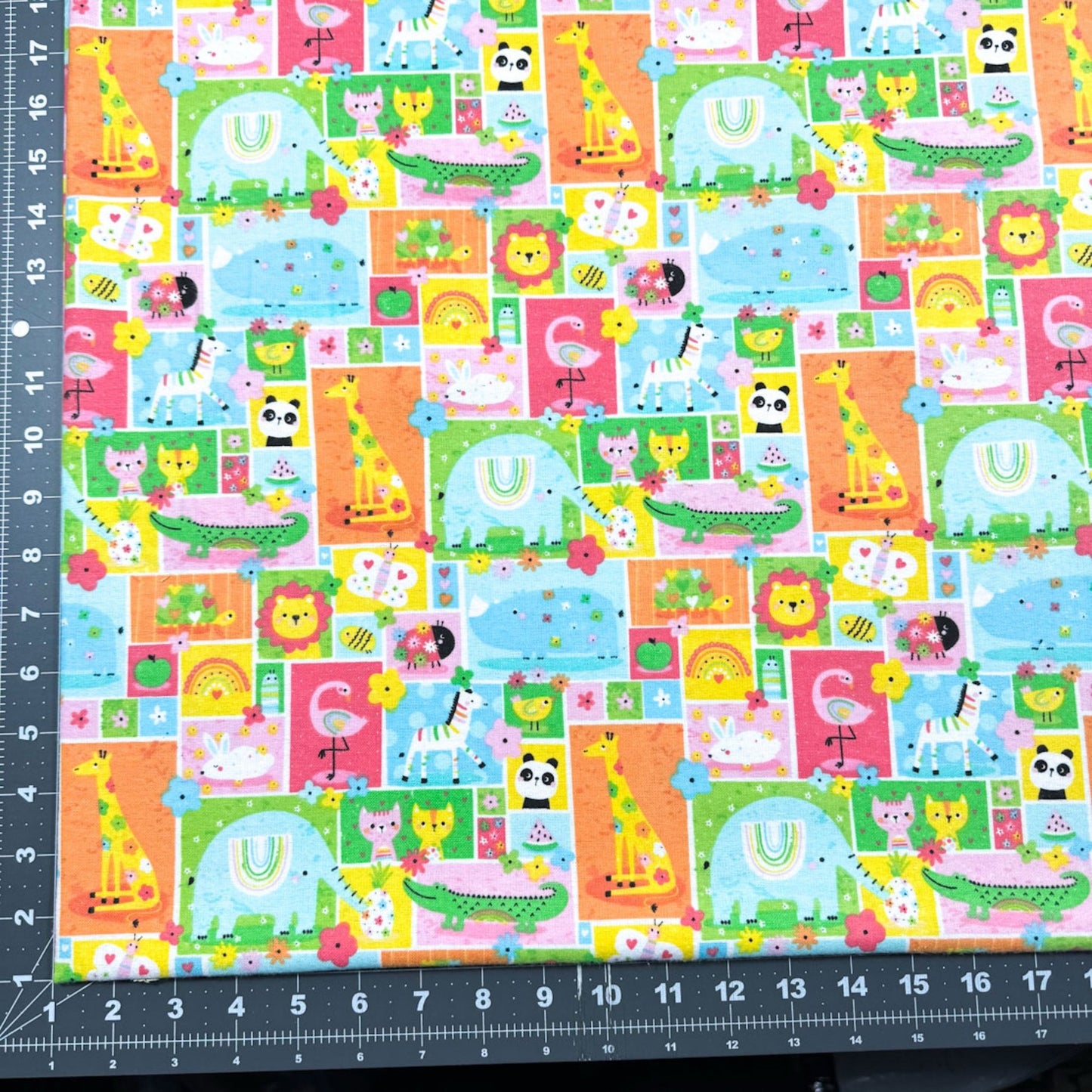 Fun Block Animal FLANNEL 44 - 7971 Animal Patch - Mary Jo Fabrics