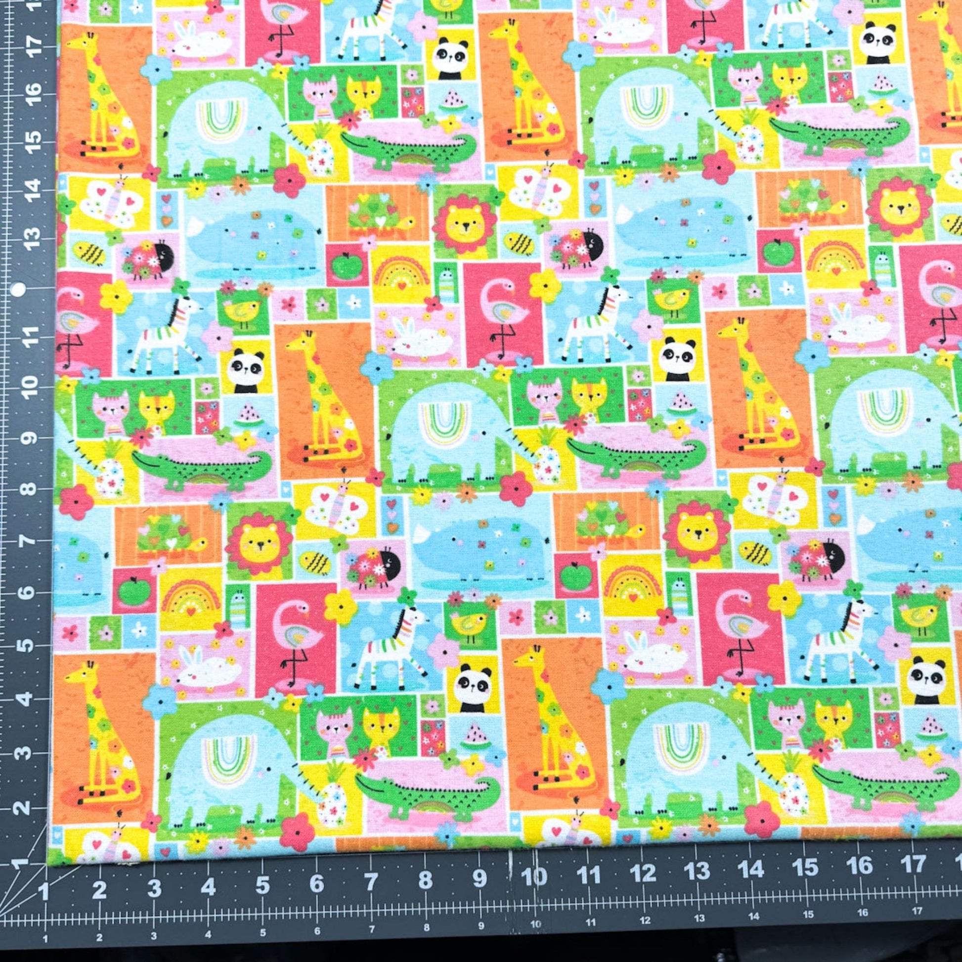 Fun Block Animal FLANNEL 44 - 7971 Animal Patch - Mary Jo Fabrics