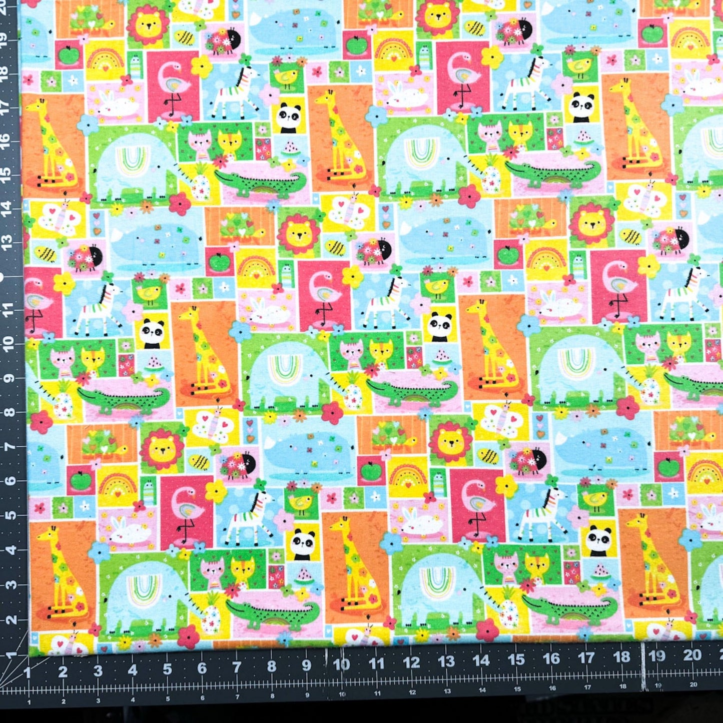 Fun Block Animal FLANNEL 44 - 7971 Animal Patch - Mary Jo Fabrics