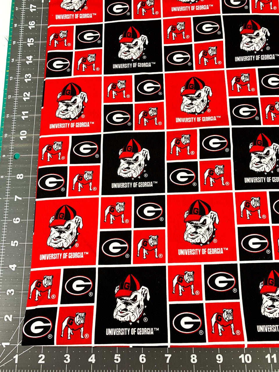 Georgia fabric GA020 UGA fabric Georgia Bulldogs cotton fabric - Mary Jo Fabrics