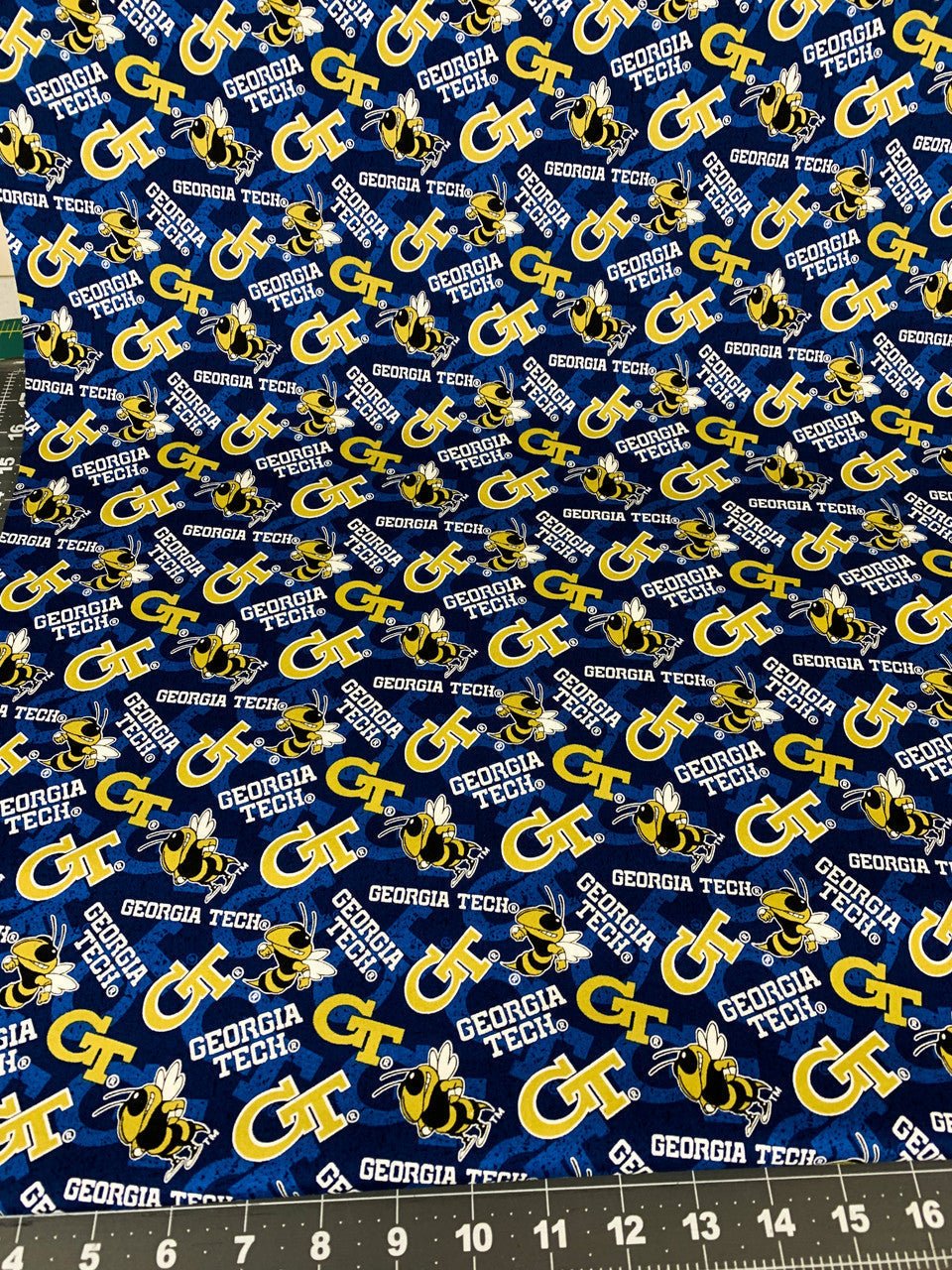 Georgia Tech Yellow Jackets fabric GT1178 Georgia Tech cotton fabric - Mary Jo Fabrics