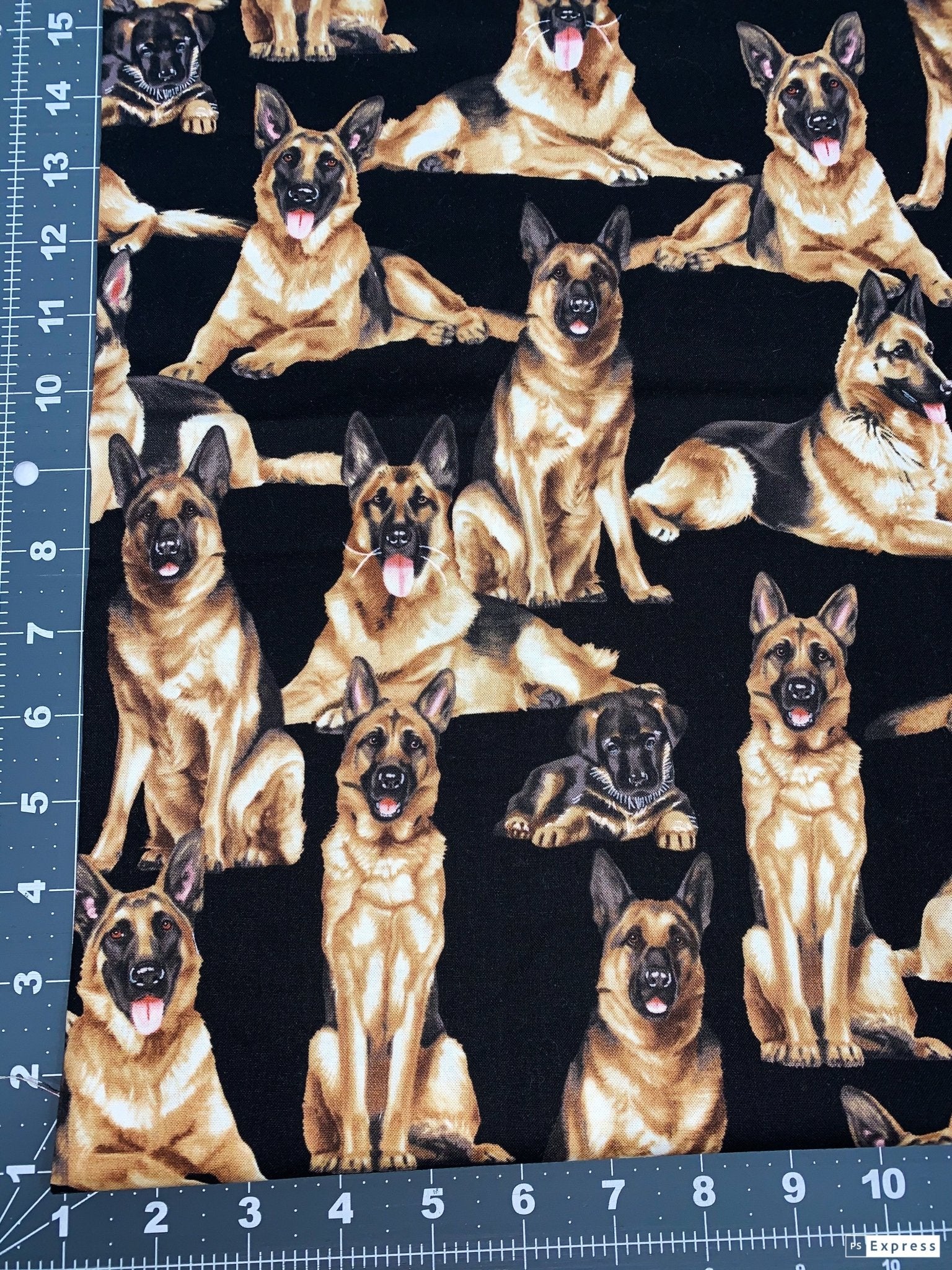 German Shepherd dog fabric C7364 German Shepherd cotton fabric - Mary Jo Fabrics