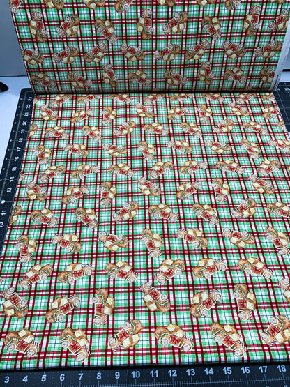Gingerbread Truck Christmas Fabric 20749 Red Green Plaid - Mary Jo Fabrics