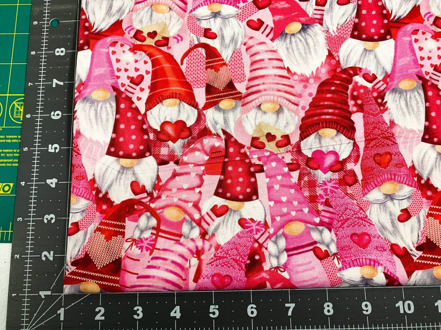 Gnomes fabric Hearts Valentine cotton fabric - Mary Jo Fabrics