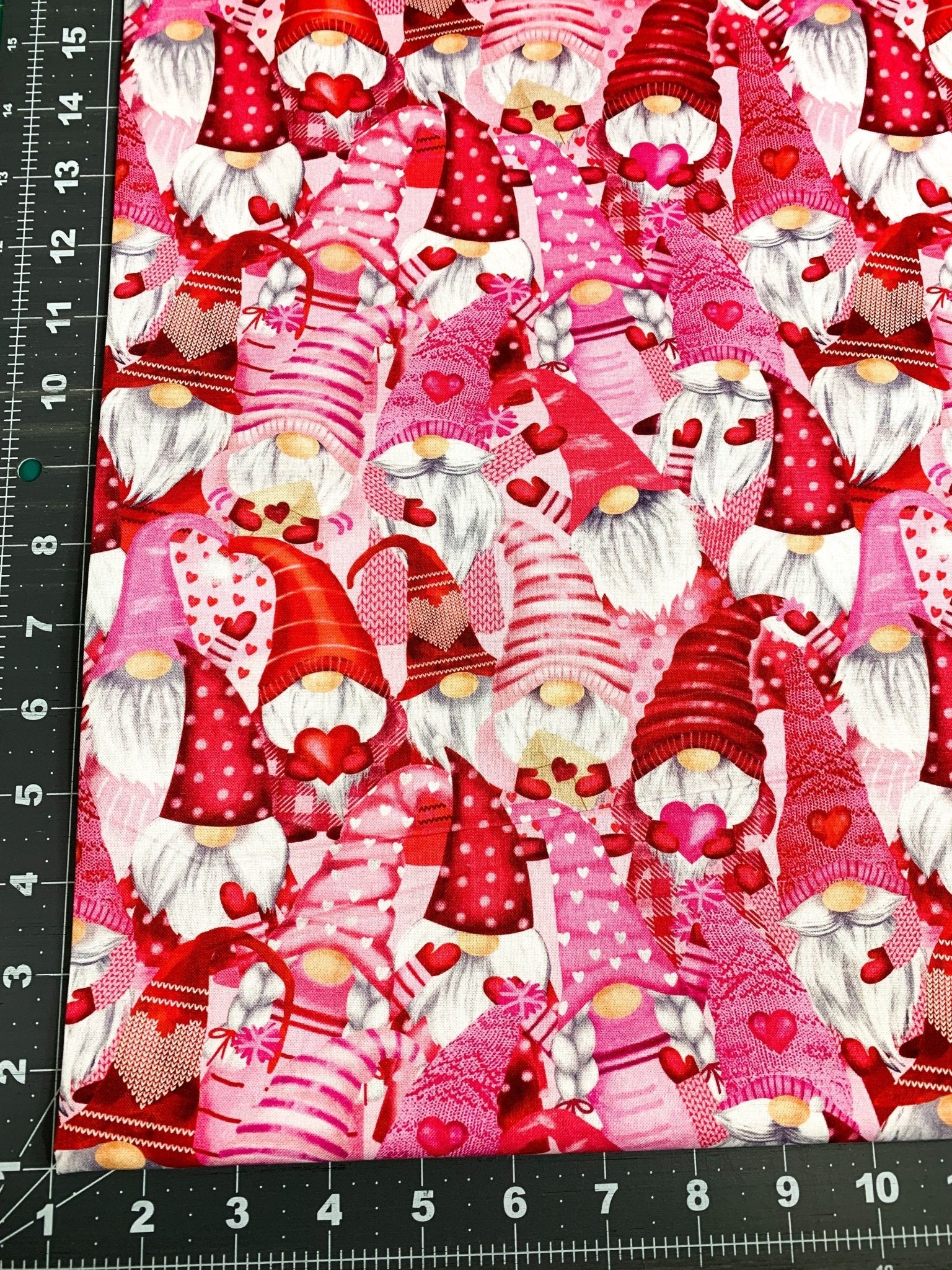 Gnomes fabric Hearts Valentine cotton fabric - Mary Jo Fabrics