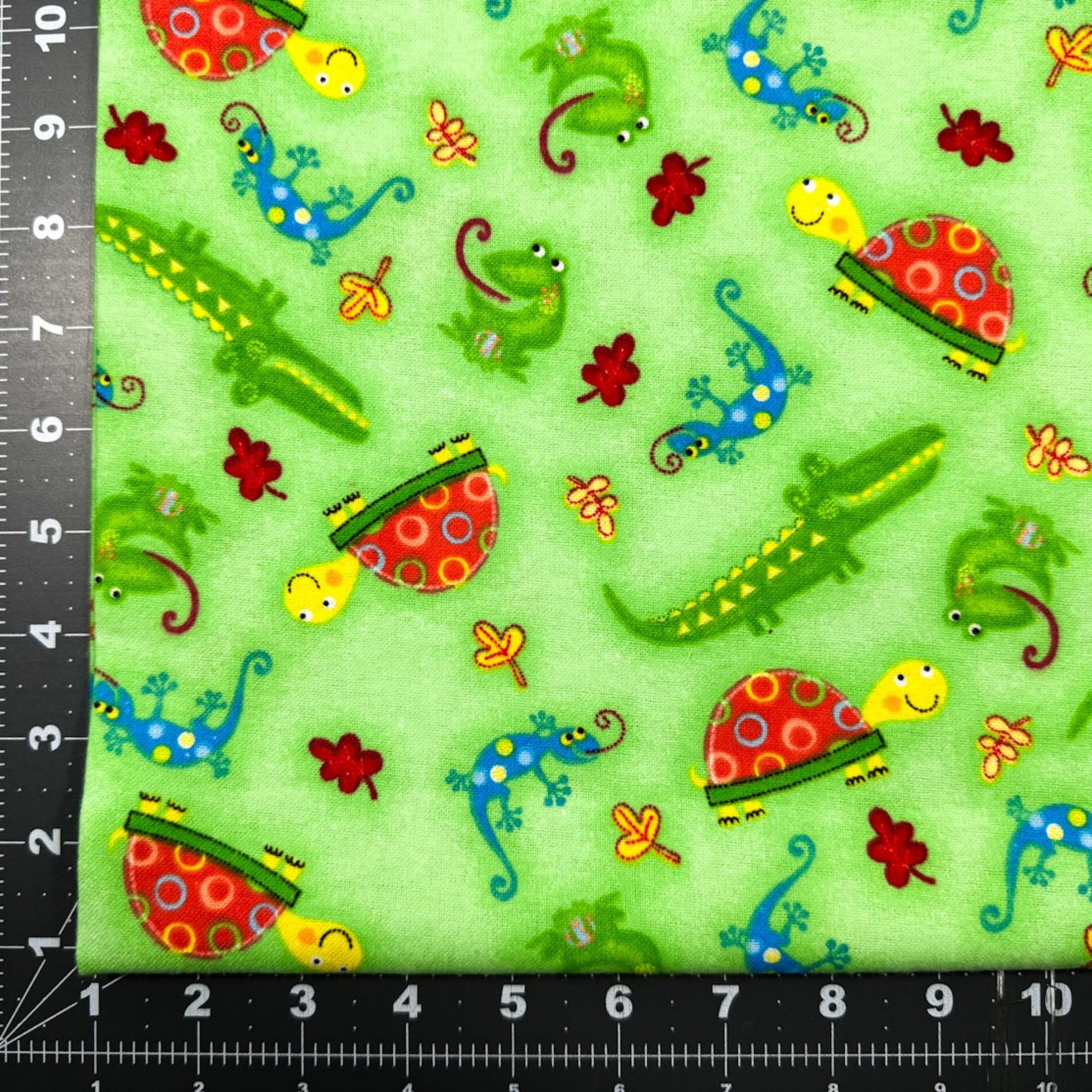 Green Alligator FLANNEL 1028 - 66 Frog Cotton Flannel - Mary Jo Fabrics